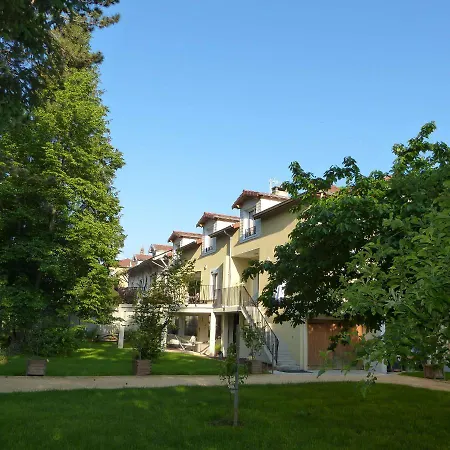 Le Jardin Du Dolaizon: Rouge Gorge Bed & Breakfast