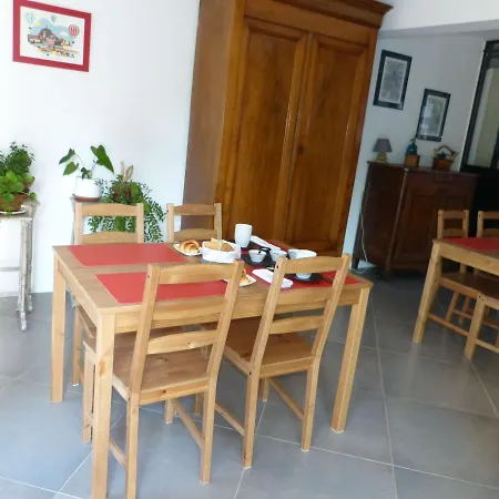 Le Jardin Du Dolaizon: Rouge Gorge Bed & Breakfast Le Puy-en-Velay
